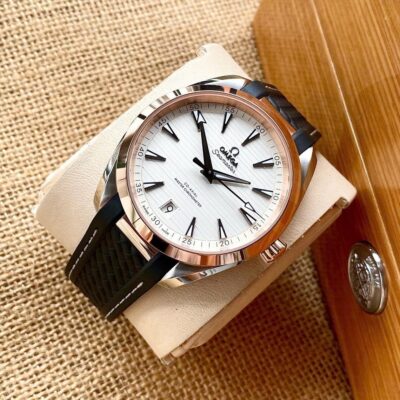 Omega Seamaster Aqua Terra 220.22.41.21.02.001 - Watch - Free Shipping | Minimalist & Luxury Design | Perfect Gift for Him